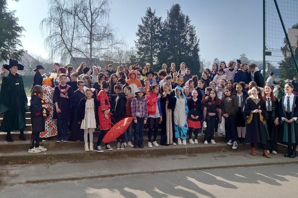 Un air de carnaval au collège Paul Chevallier